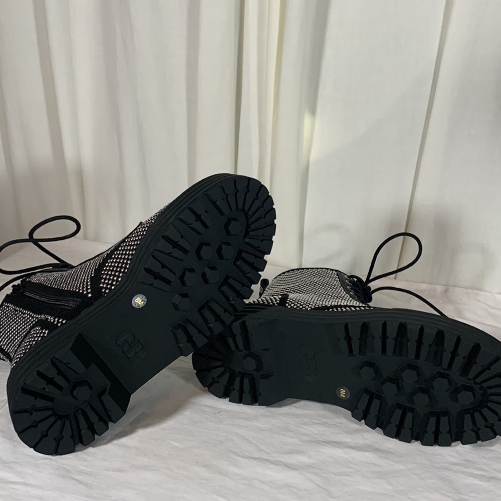 NIB Gianni Bini Non-Stop Studded Chunky Lug Sole Platform Booties, 8M - Picture 8 of 11